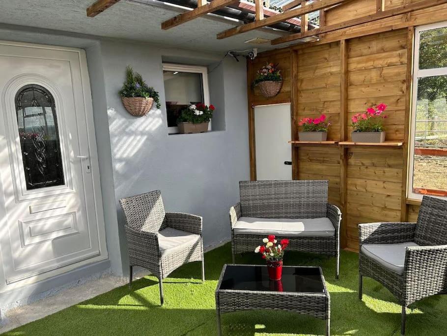 Stardust Getaway Tiny-Home E32Ak40 Piltown Экстерьер фото